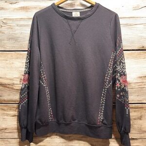 Knox Rose Embroidered Sweatshirt EUC